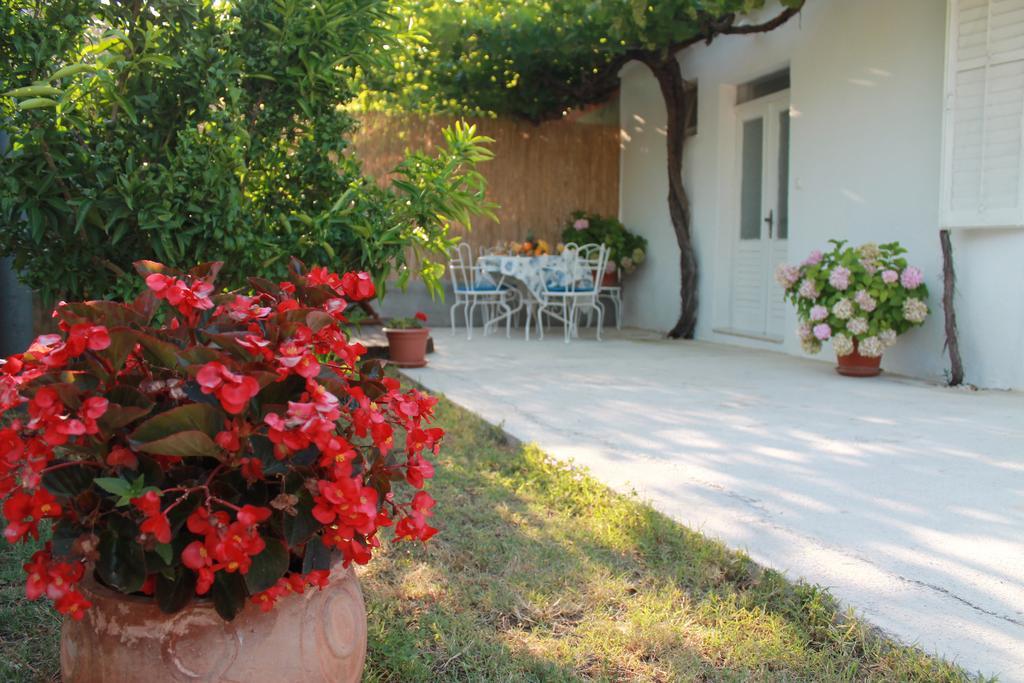 Holiday Home Casa Bianca Sukošan Zimmer foto
